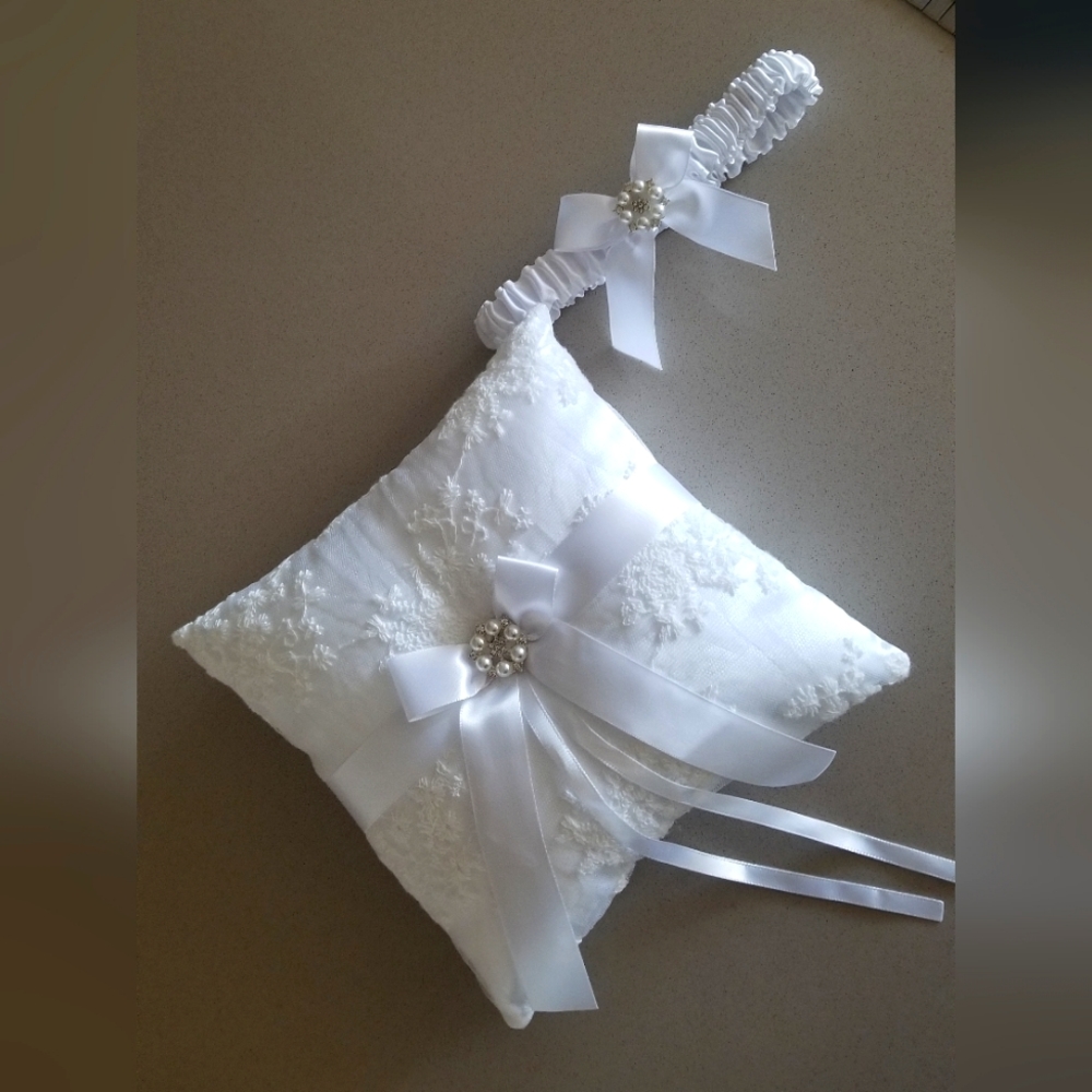 Ring Bearer Pillow and Matching Garter
